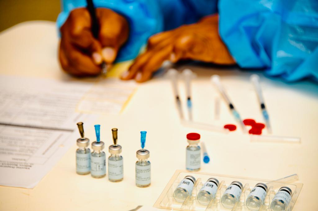 south-africa-asks-covid-19-vaccine-manufacturers-to-delay-delivery